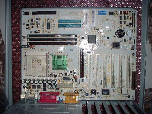 �}�U�[�{�[�h